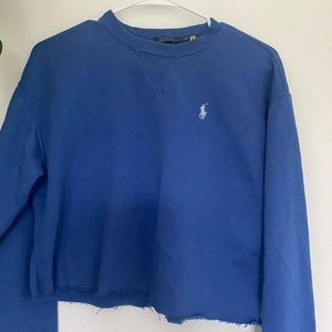 Cozy cropped sweatshirt